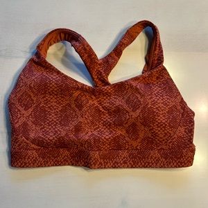 ATHLETA ULTIMATE SNAKE BRA size M